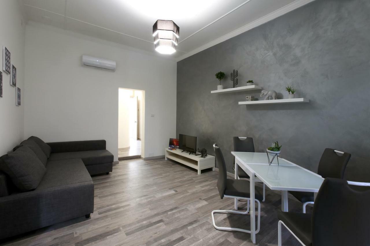 Appartamento Tembo House - Pantano 2 Aeroporto di Catania Fontana Rossa Esterno foto